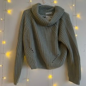 Olive Cotton scoop neck oversized sweater.